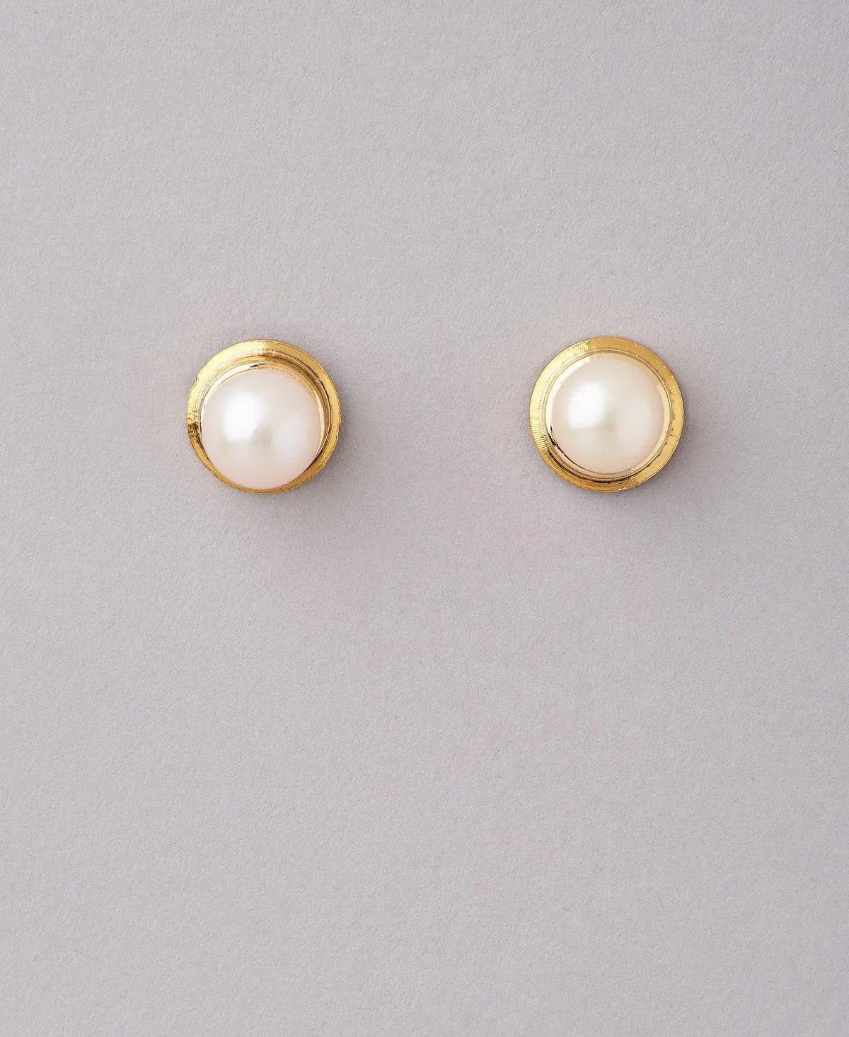 Classy White Pearl Stud Earring