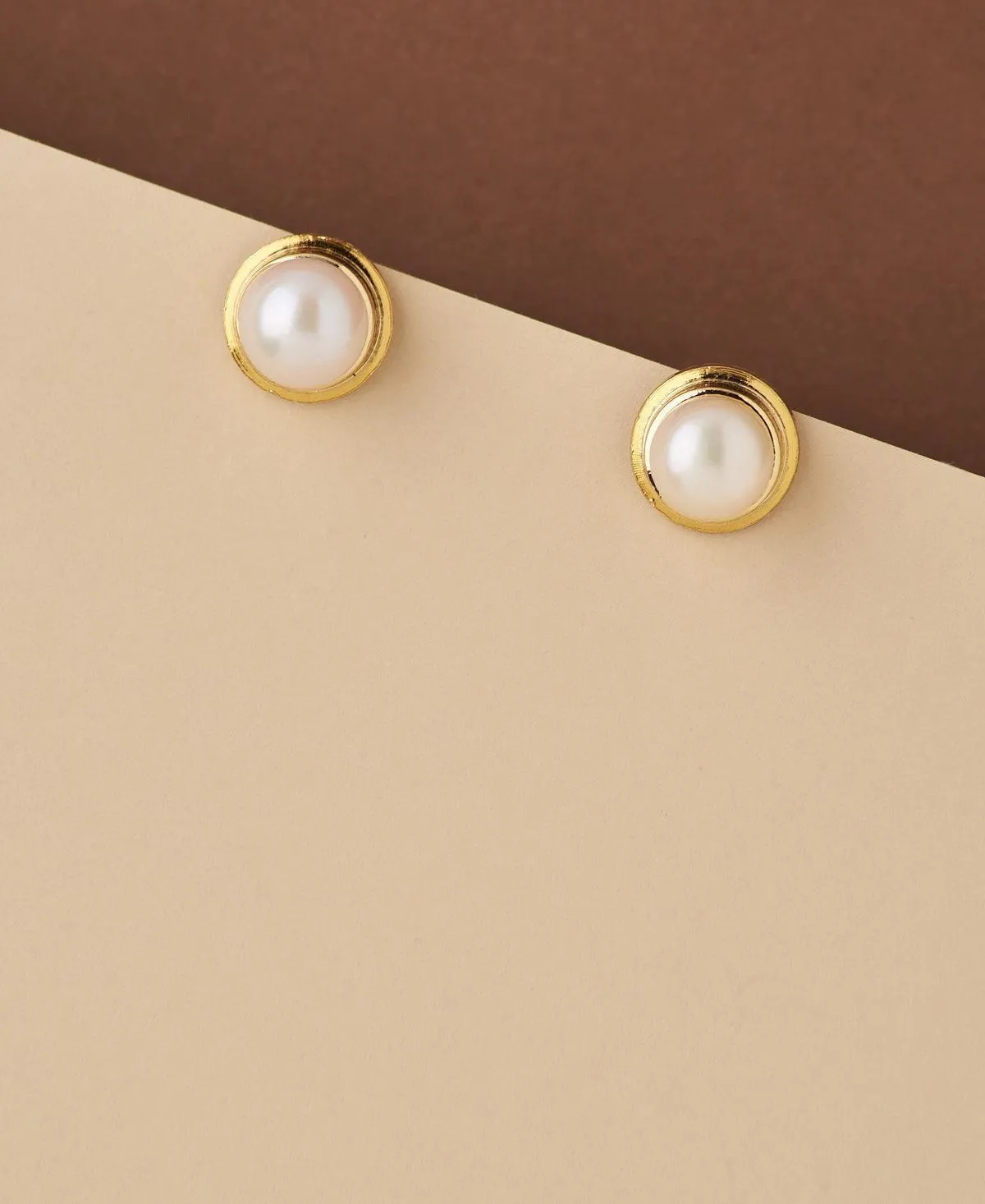 Classy White Pearl Stud Earring