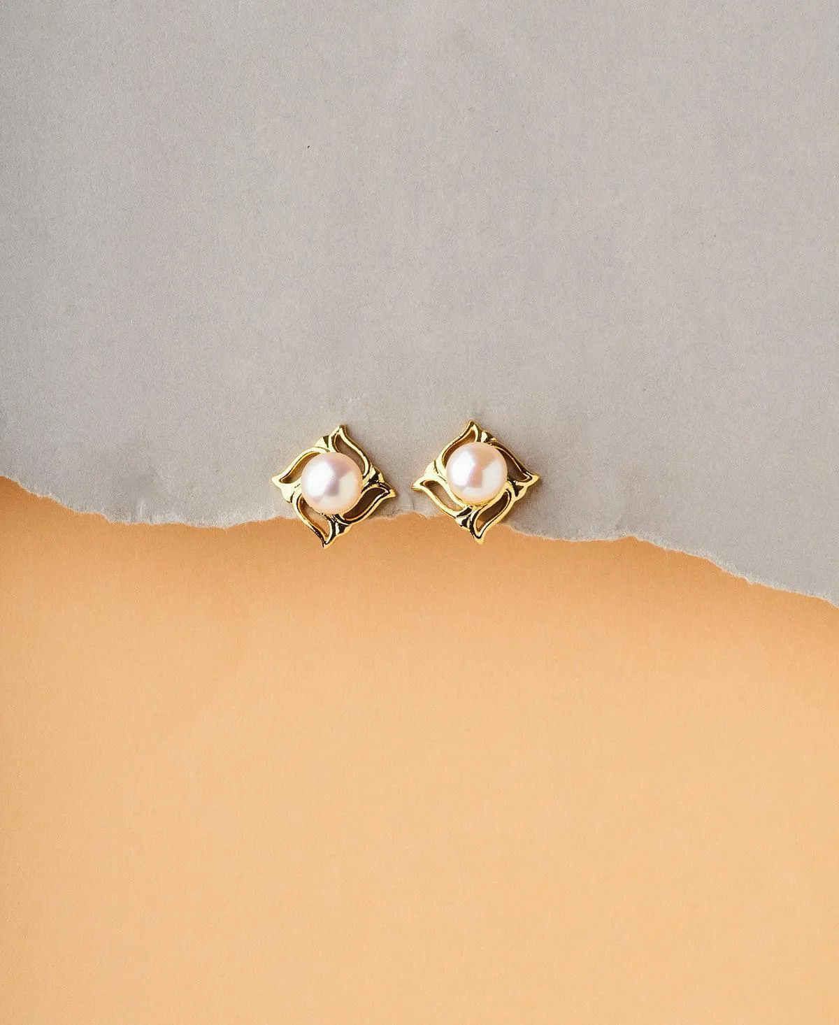 Classy White Stud Earrings